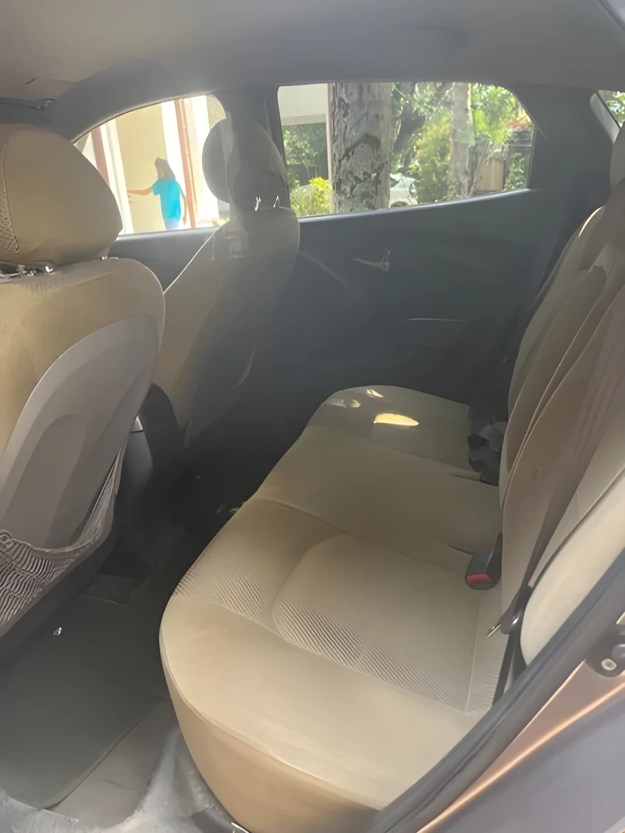 Thumbnail 2 background