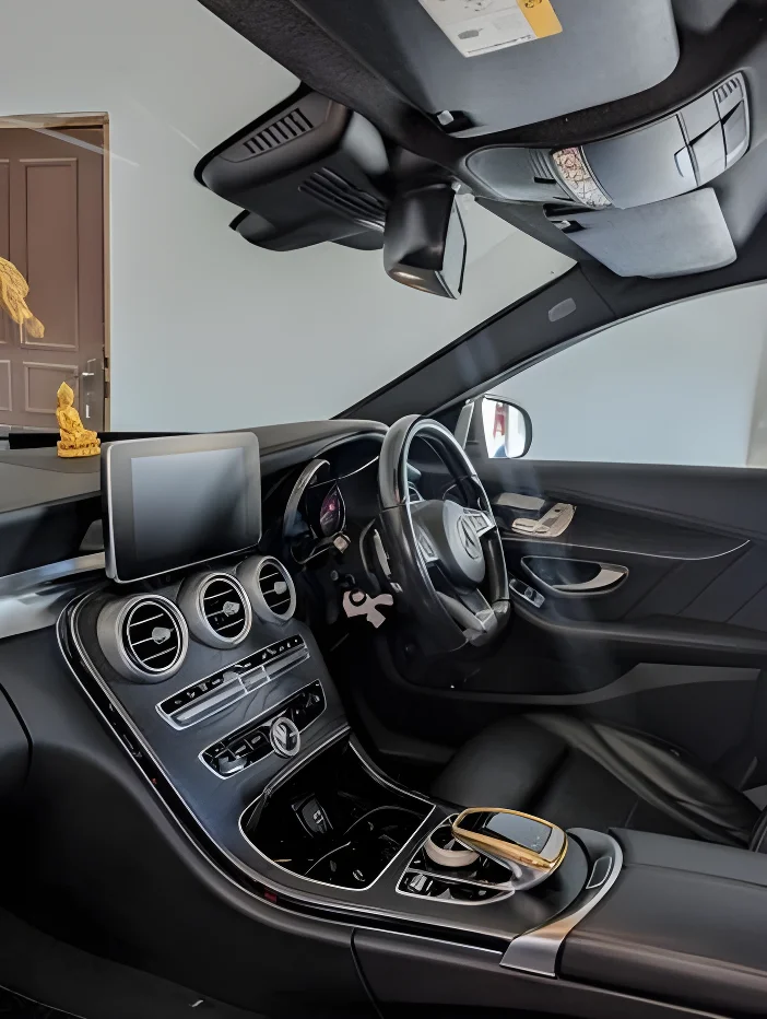 Thumbnail 1 background