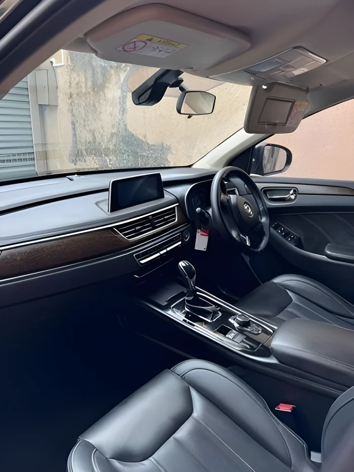 Thumbnail 3 background