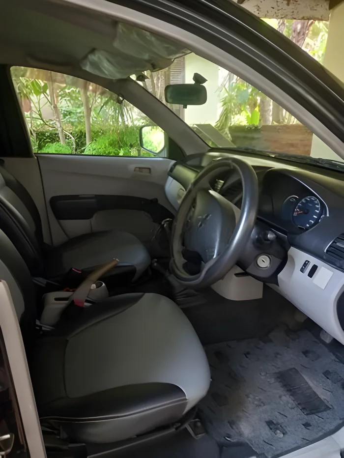 Thumbnail 3 background