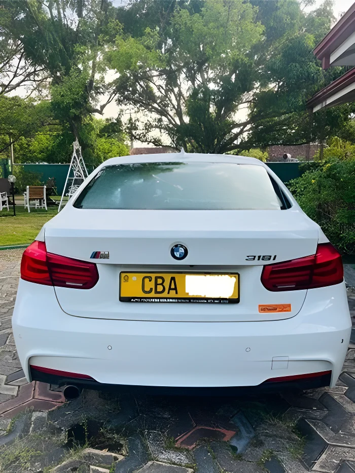 Thumbnail 3 background