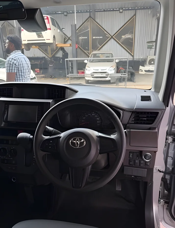 Thumbnail 2 background