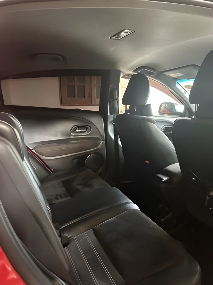 Thumbnail 1 background