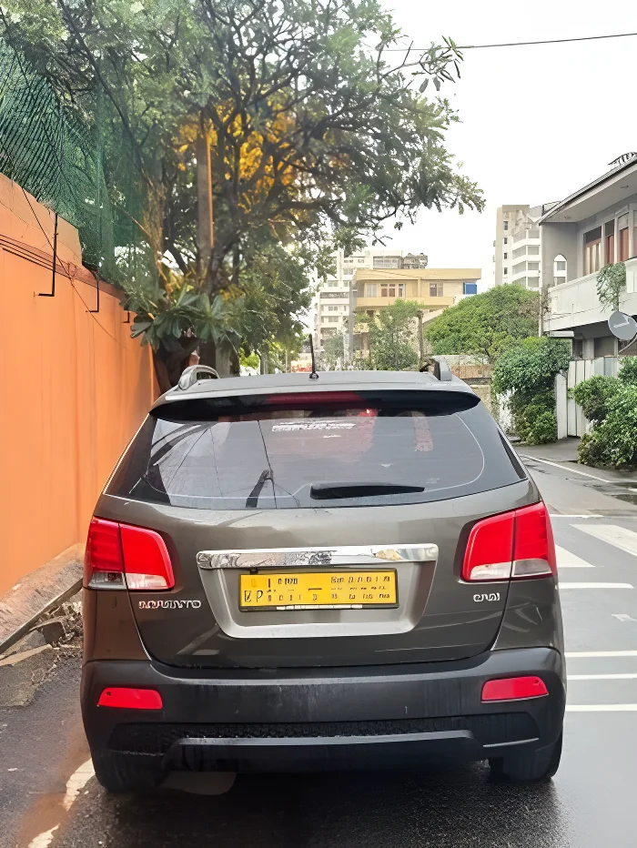 Thumbnail 4 background