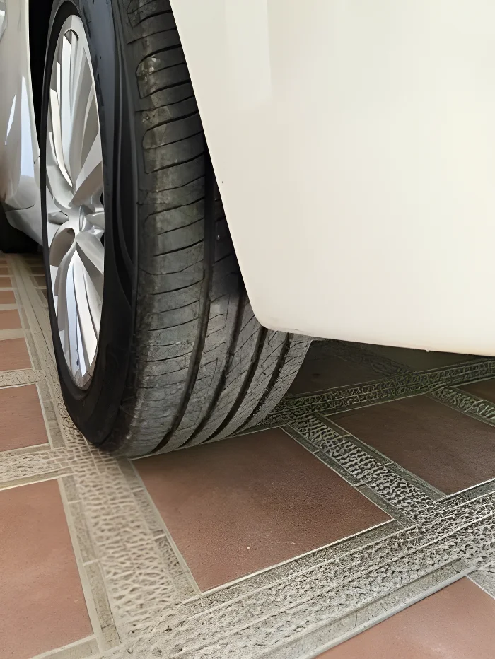 Thumbnail 3 background