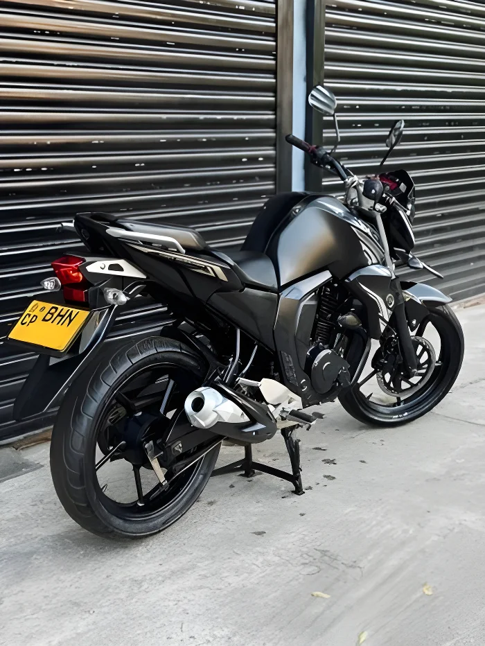 Thumbnail 2 background