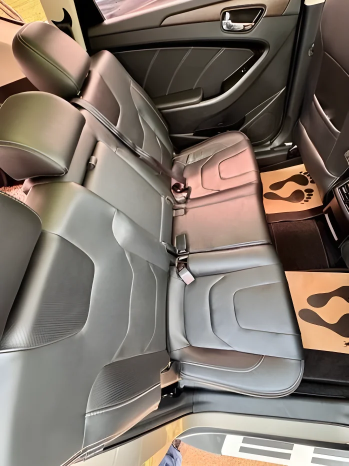 Thumbnail 3 background