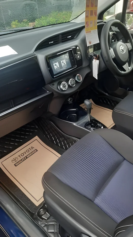 Thumbnail 2 background