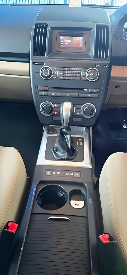 Thumbnail 3 background