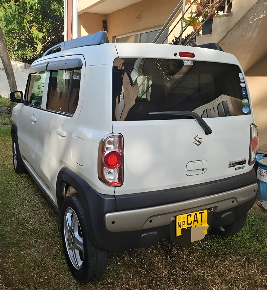 Thumbnail 3 background