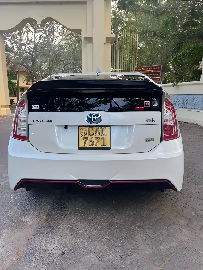 Thumbnail 4 background