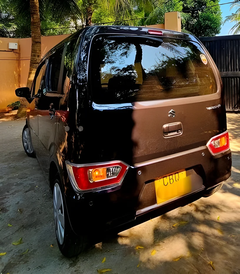 Thumbnail 2 background