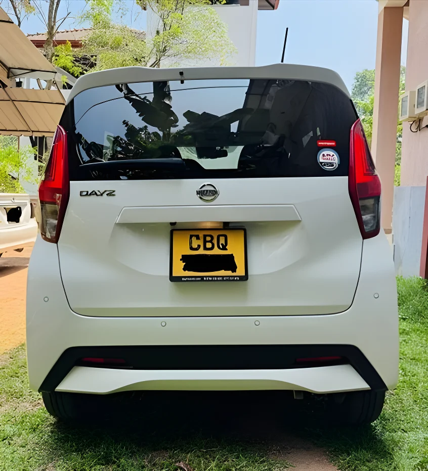 Thumbnail 4 background