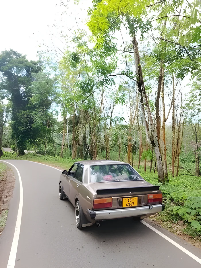 Thumbnail 4 background