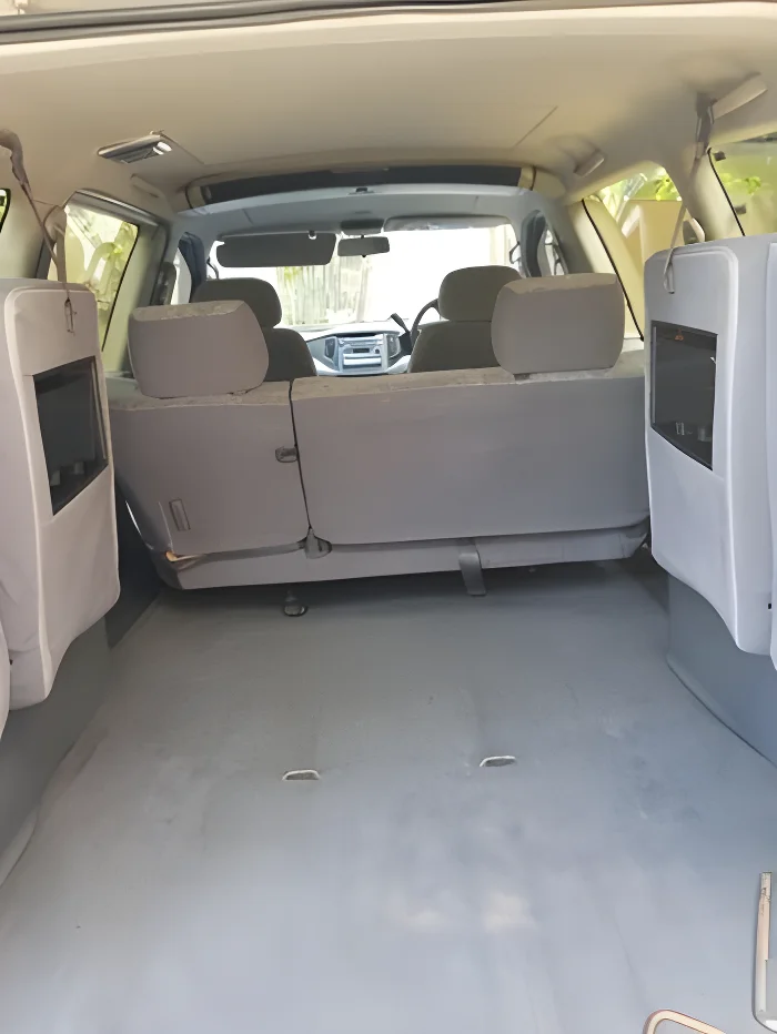 Thumbnail 3 background