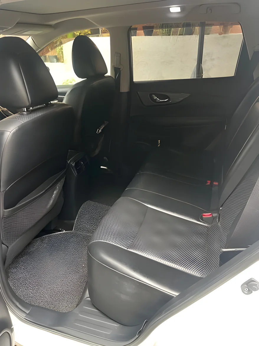 Thumbnail 3 background