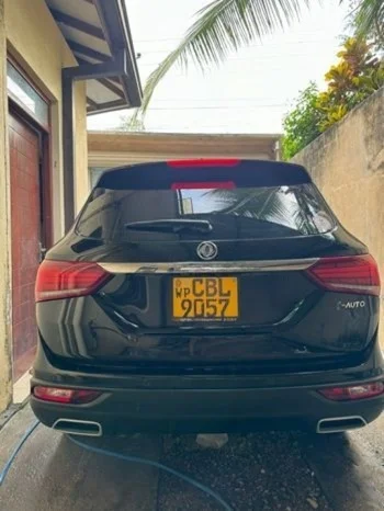 Thumbnail 4 background