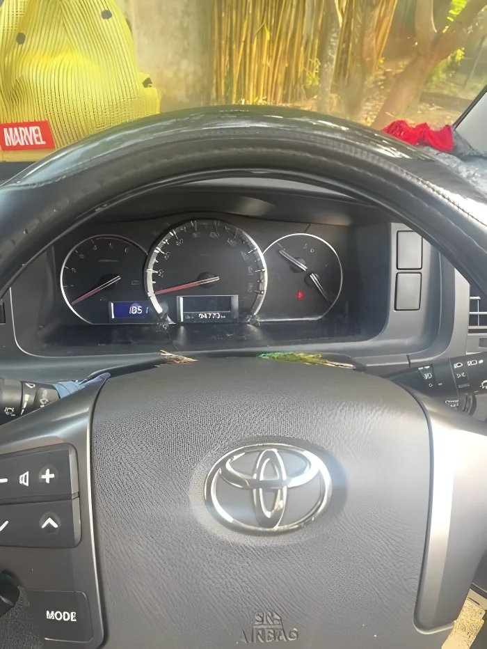 Thumbnail 2 background