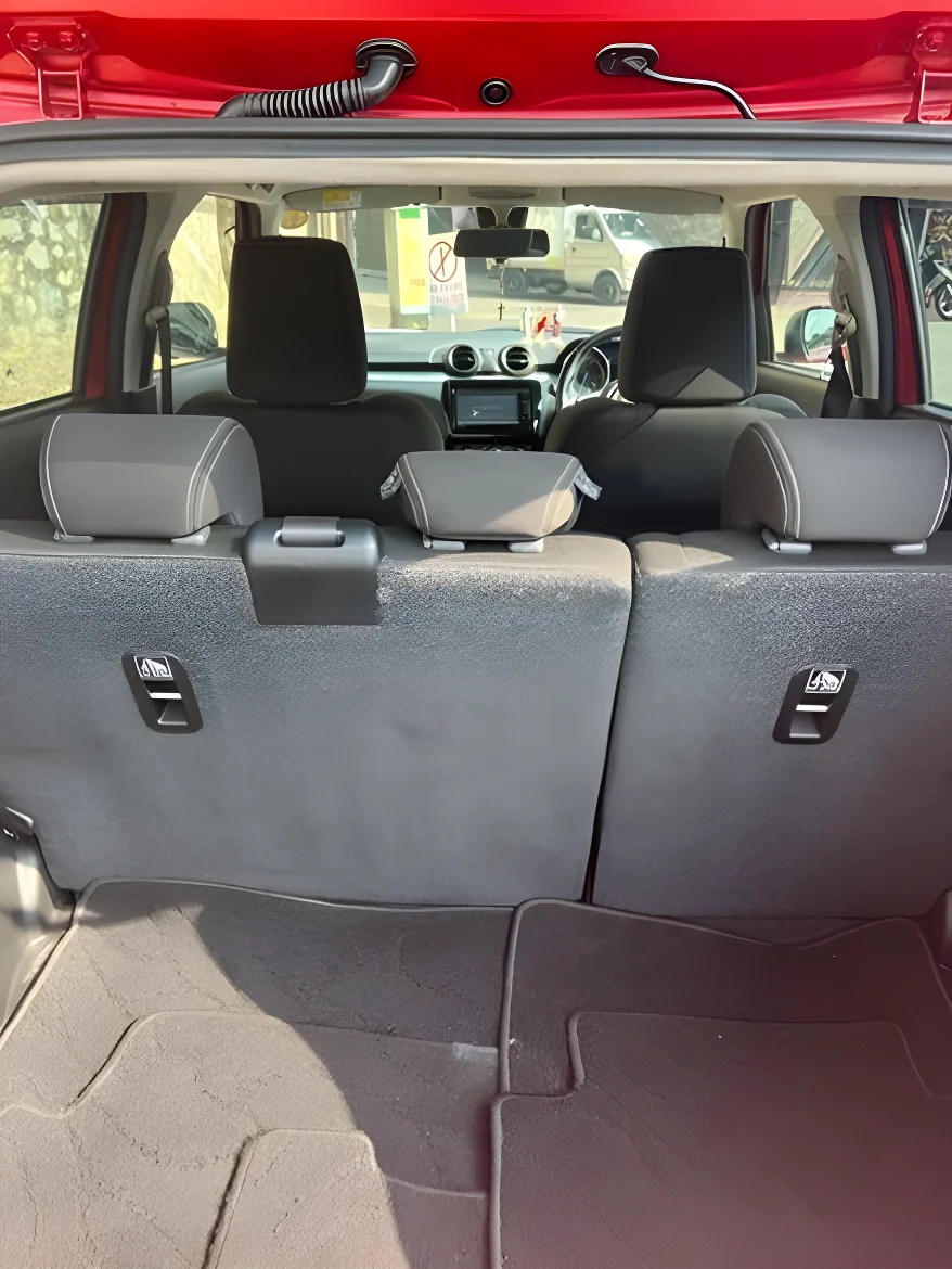 Thumbnail 4 background