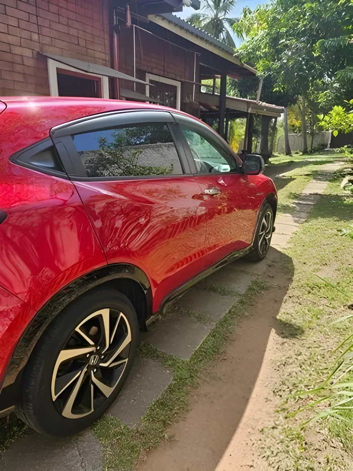 Thumbnail 3 background