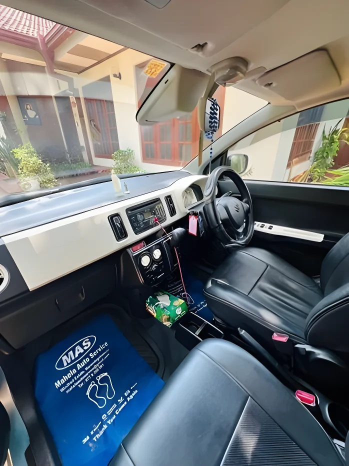 Thumbnail 3 background