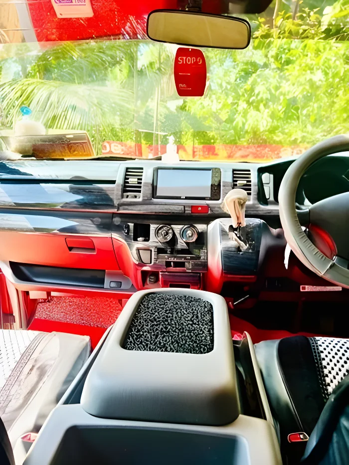 Vehicle image 10 background