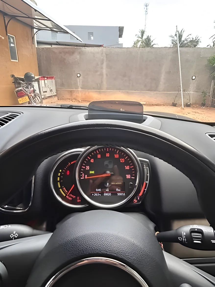 Thumbnail 1 background