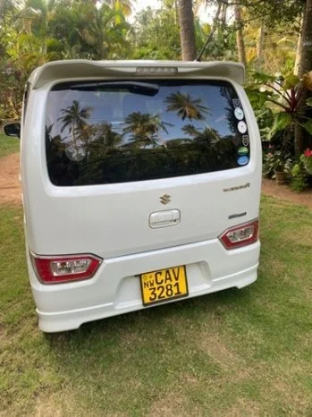 Thumbnail 4 background