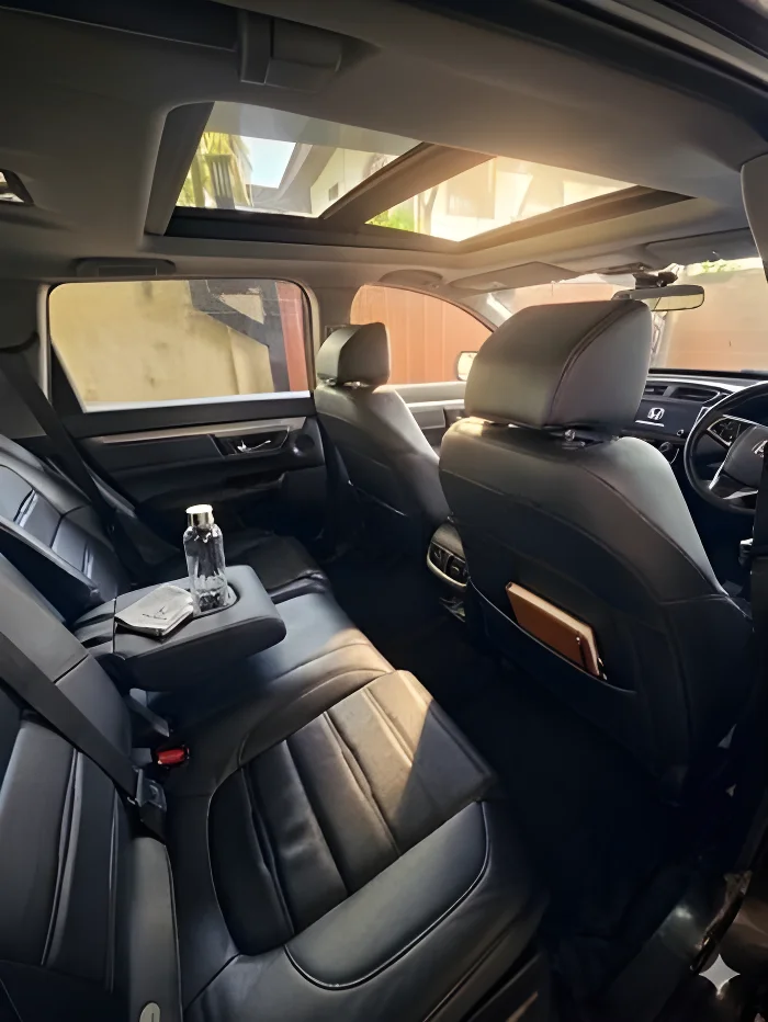 Thumbnail 3 background