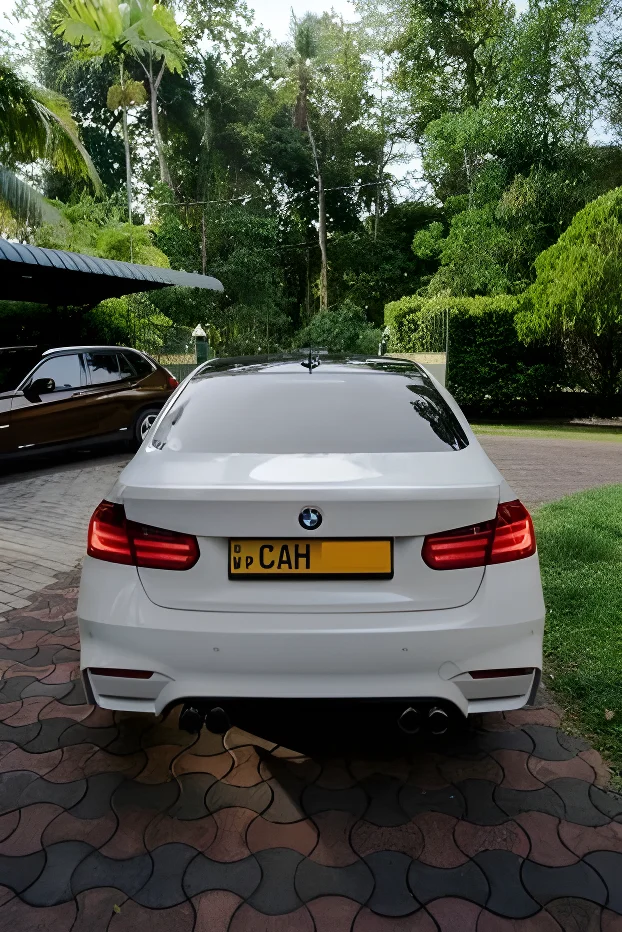 Thumbnail 4 background