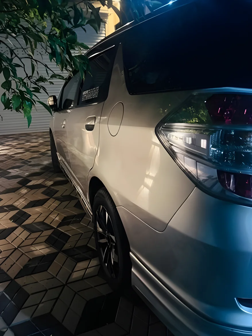 Thumbnail 4 background