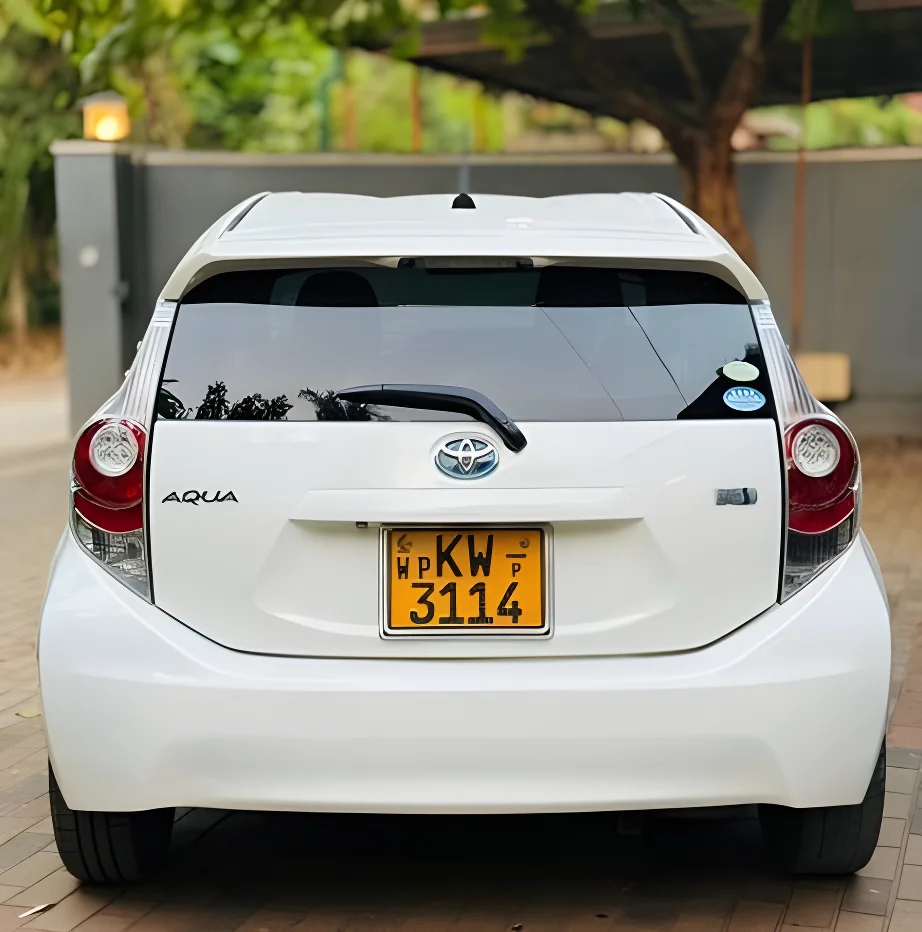 Thumbnail 4 background