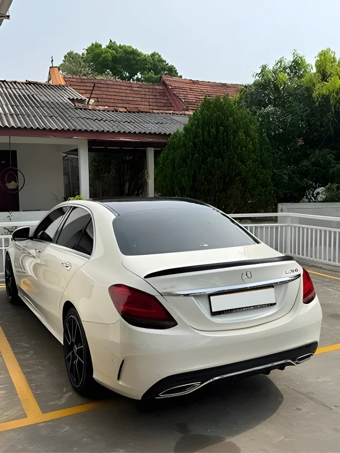 Thumbnail 3 background