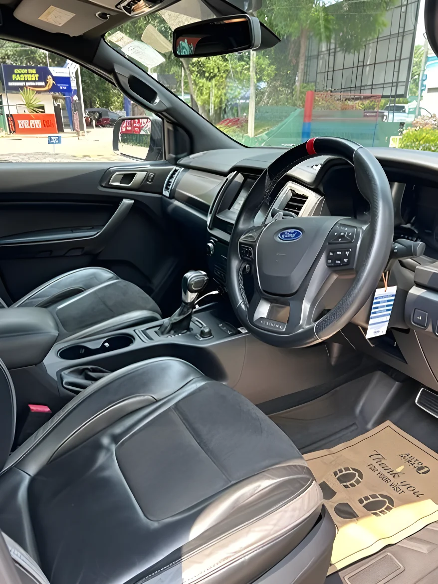 Thumbnail 3 background