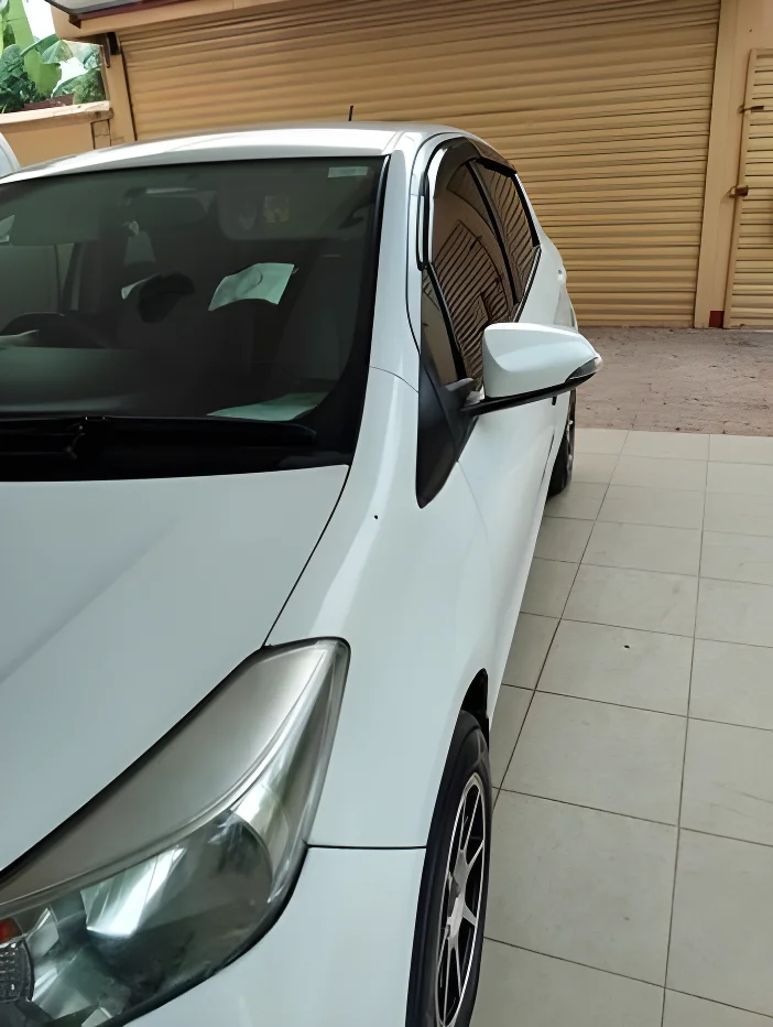 Thumbnail 1 background