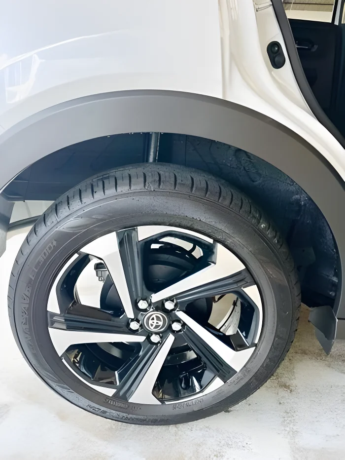 Thumbnail 1 background