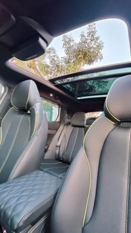 Thumbnail 4 background