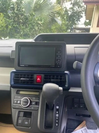 Thumbnail 3 background