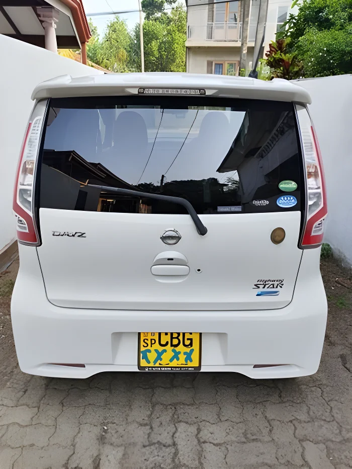 Thumbnail 4 background