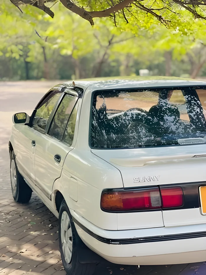 Thumbnail 4 background