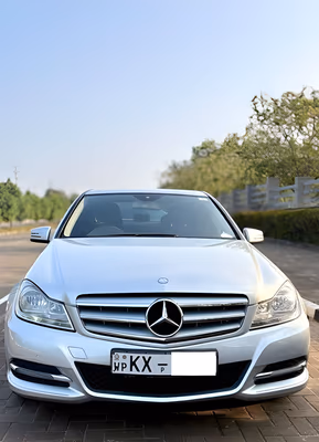 2012 Mercedes Benz C180
