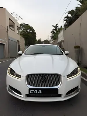 Jaguar XF 2013 - 1