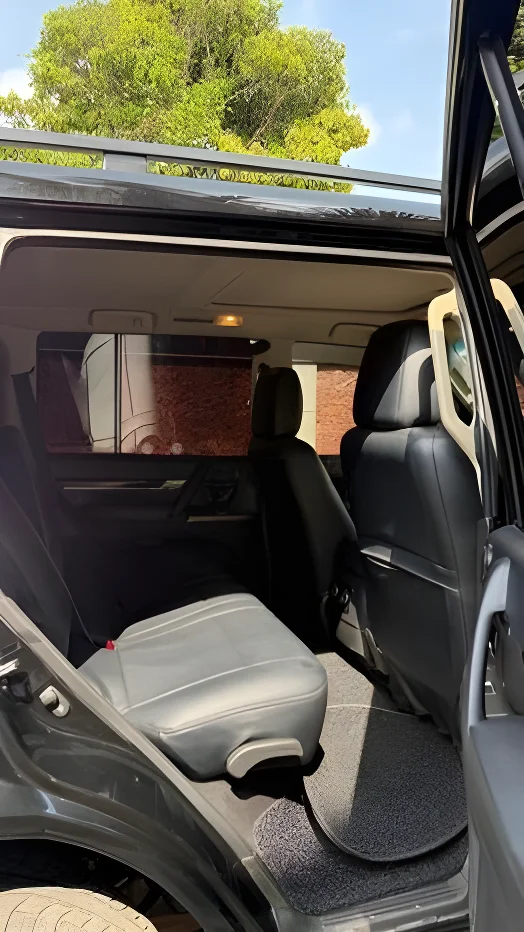 Thumbnail 2 background