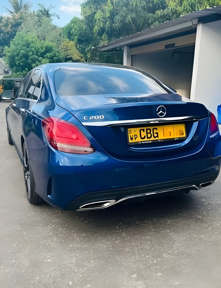 Thumbnail 3 background