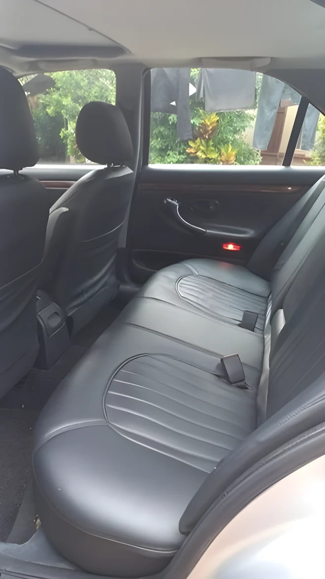 Thumbnail 2 background