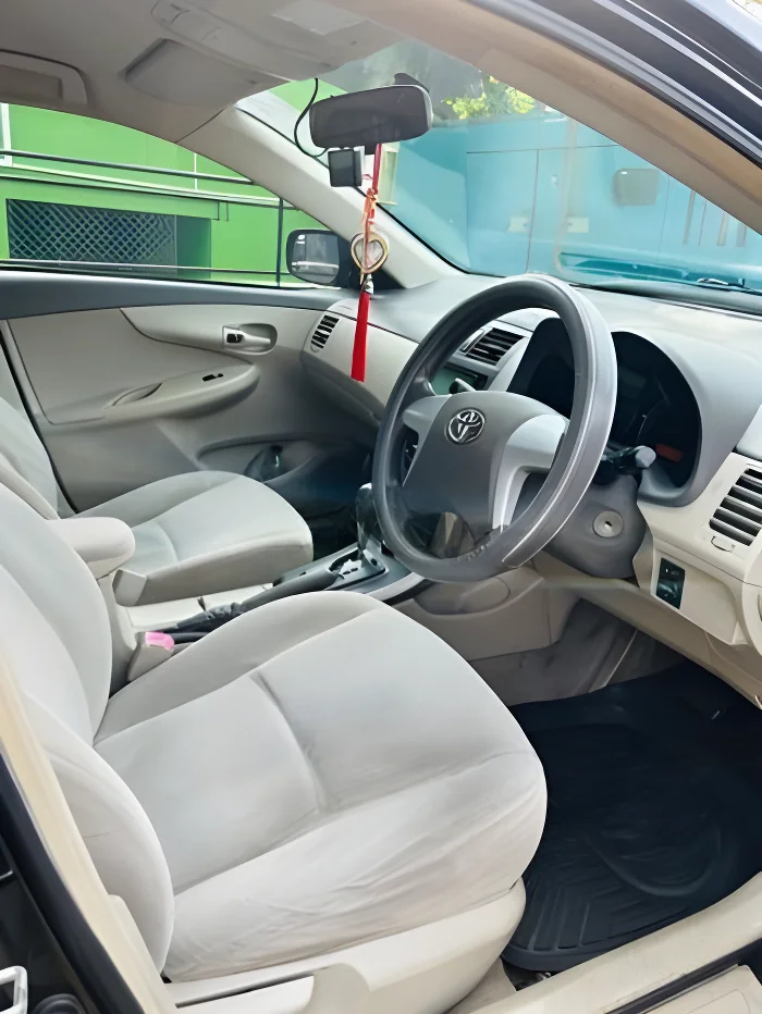 Thumbnail 2 background