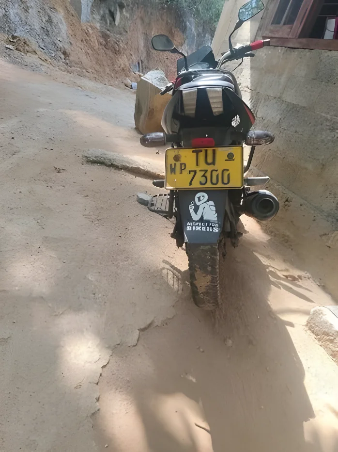 Thumbnail 3 background