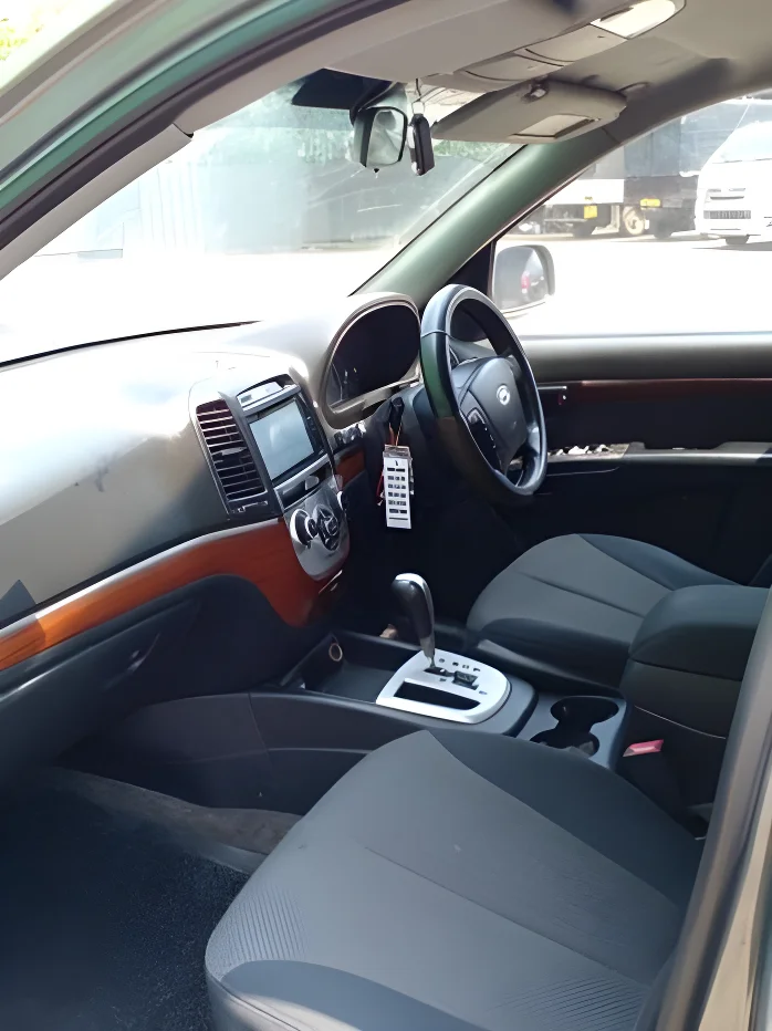 Thumbnail 3 background