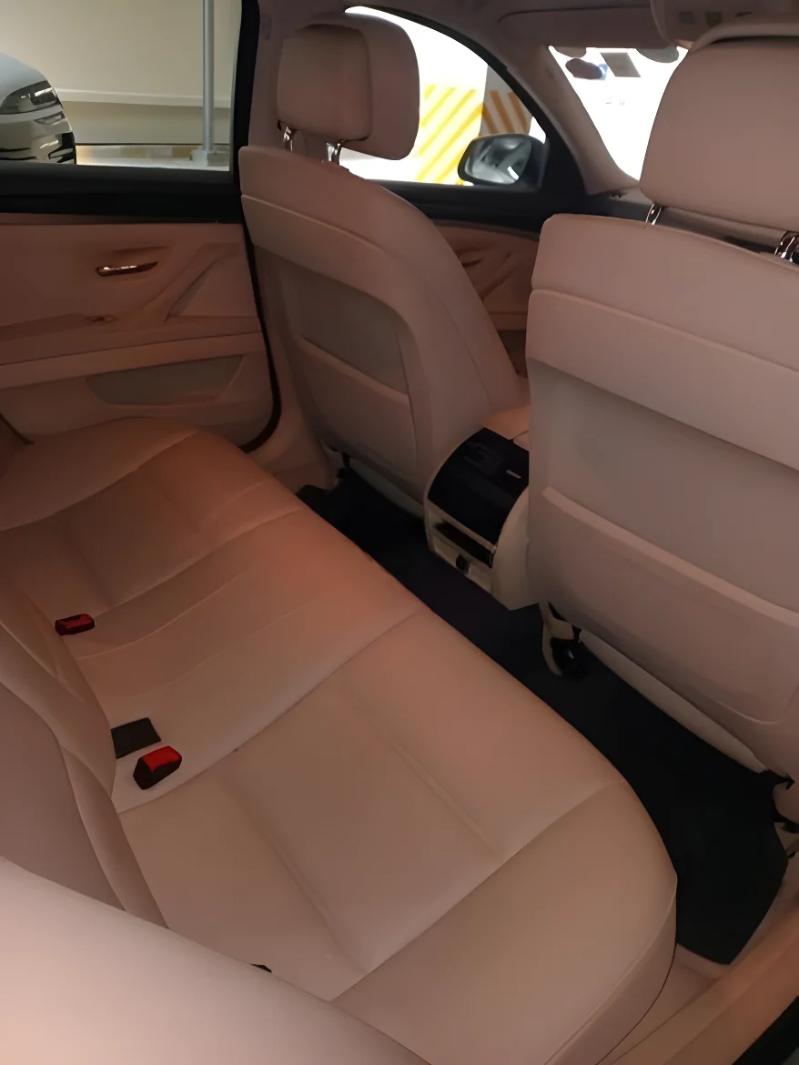 Thumbnail 2 background