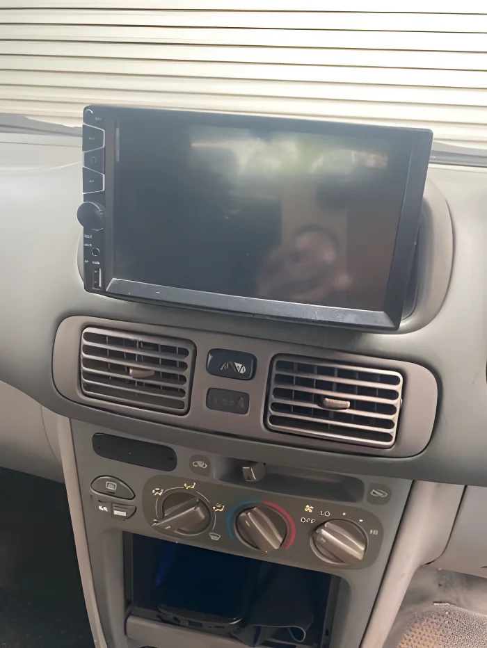 Thumbnail 4 background